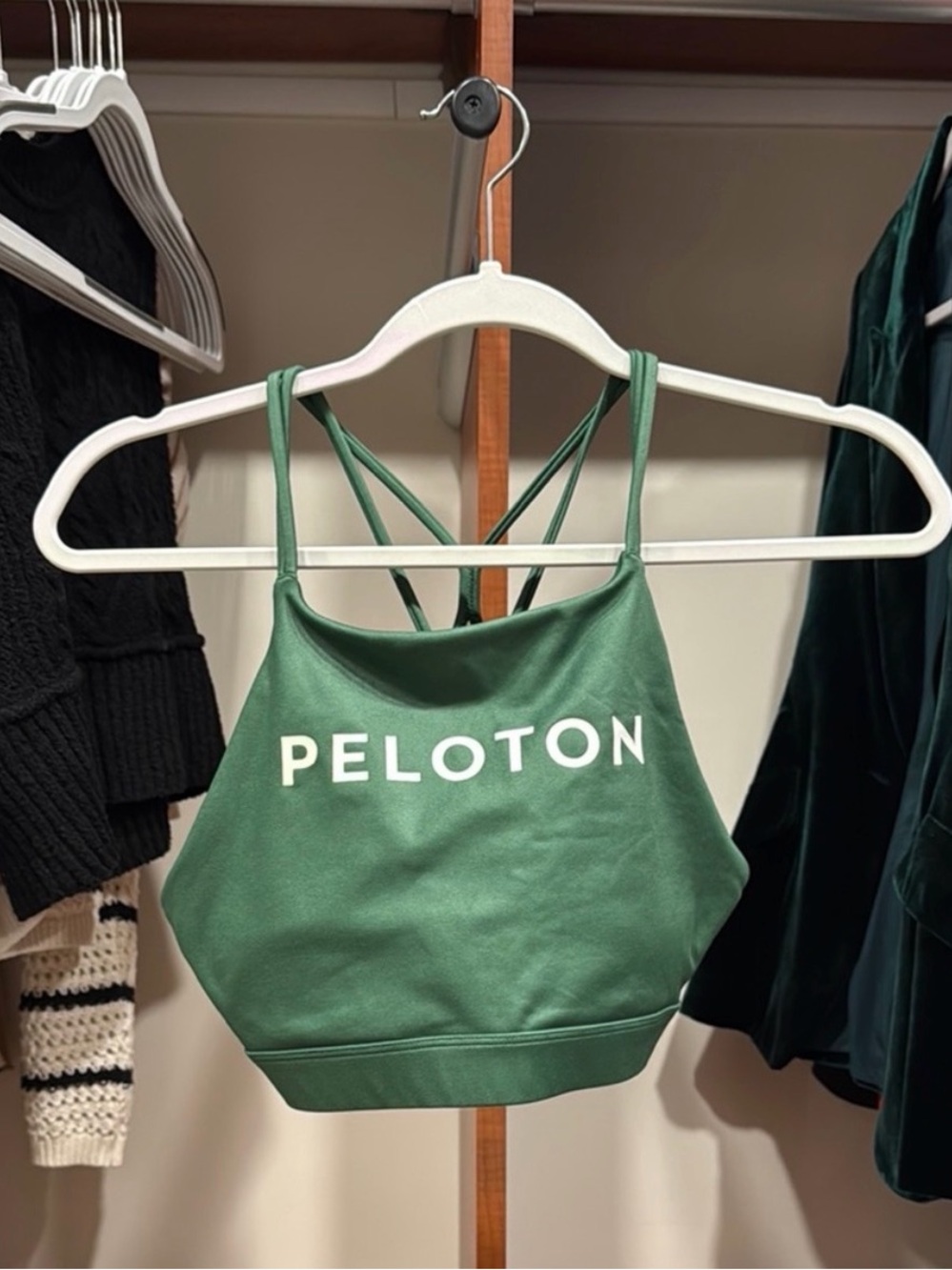 Peloton Cadent  Cire Green High Neck Strappy Elevate Bra Size Small